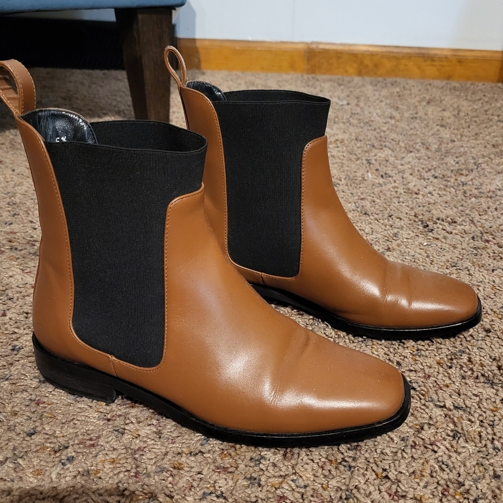 Everlane Chelsea ankle boots 5.5